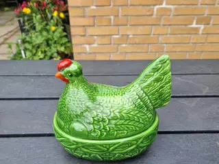 Vintage håndlavet keramisk høne terrin