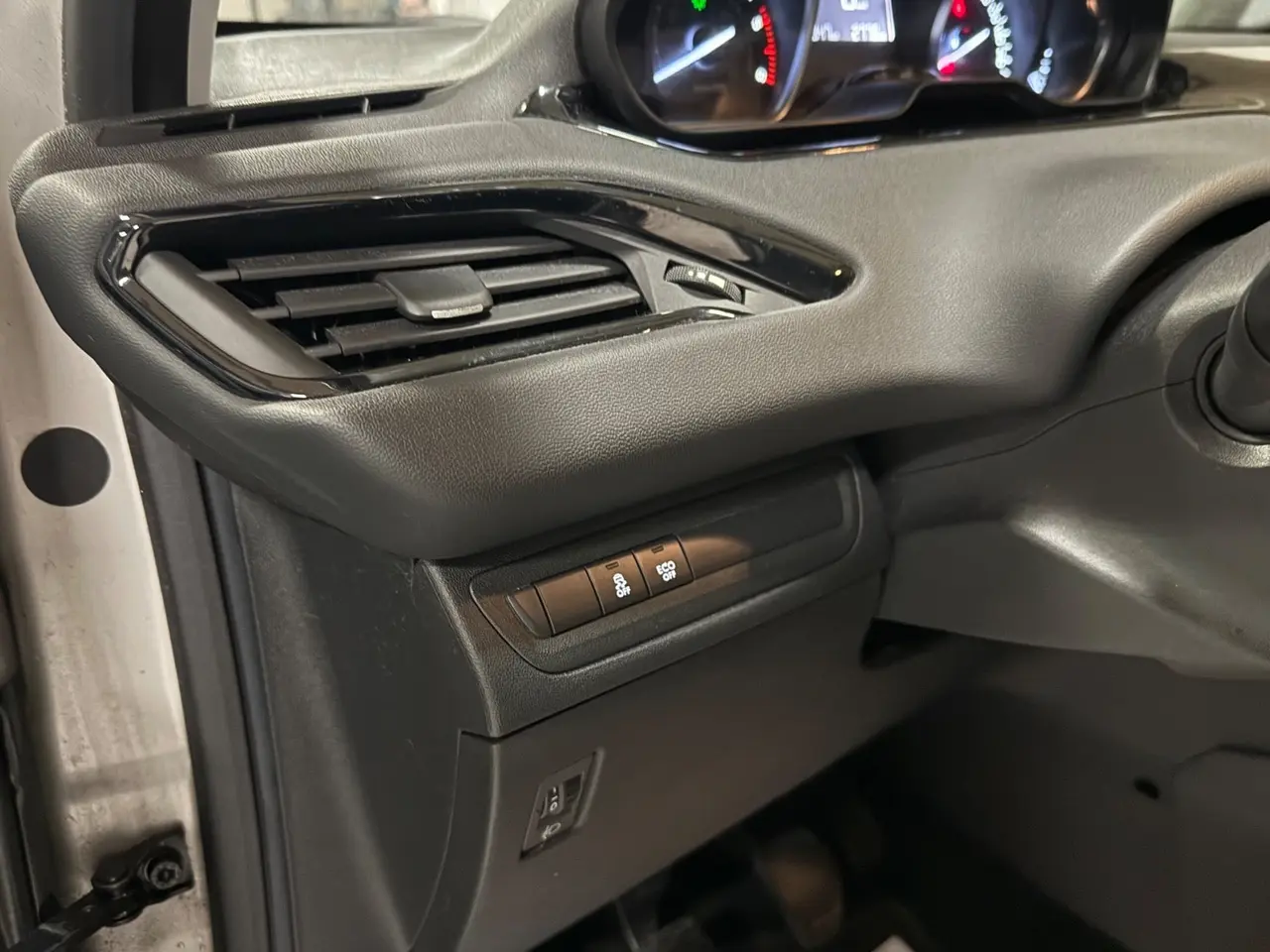 Billede 11 - Peugeot 208 1,6 BlueHDi 100 Active
