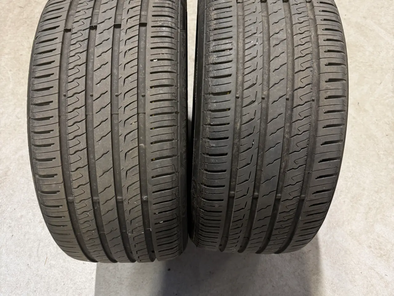 Billede 1 - 2 stks brugte barum sommerdæk 255/35 20 97y 