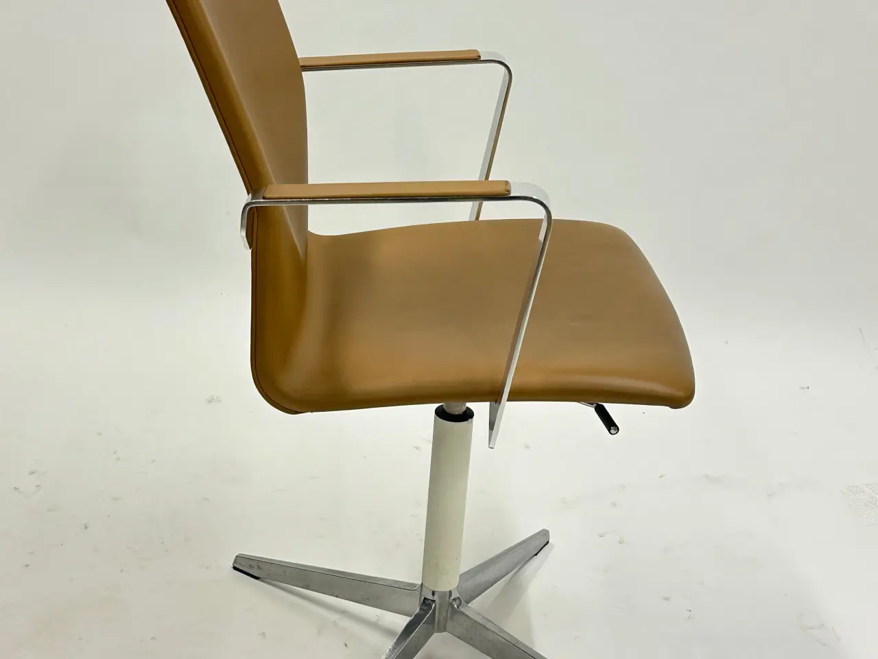 Billede 6 - Four Design 4-Cast XL Stol – Lysebrun Krom Stel