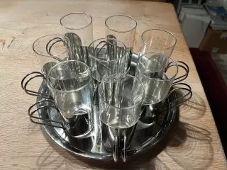 Gløgg glas og metalbakke