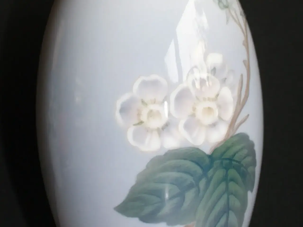 Billede 4 - Vase med brombærgren, Bing og Grøndahl