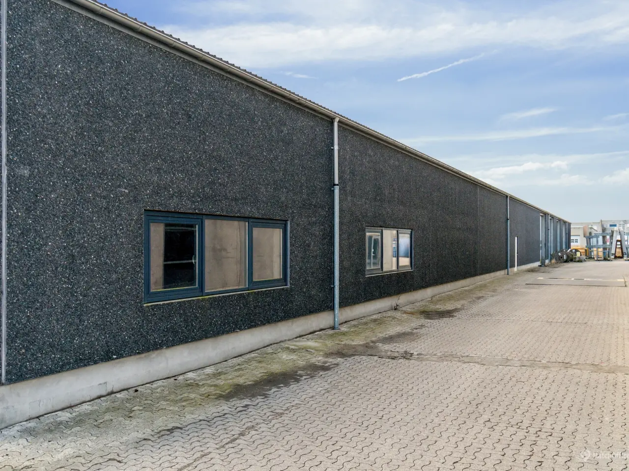 Billede 6 - 2.080 m2 logistiklejemål med 6 porte og en loftshøjde på 8 m. beliggende i Hvidovre.