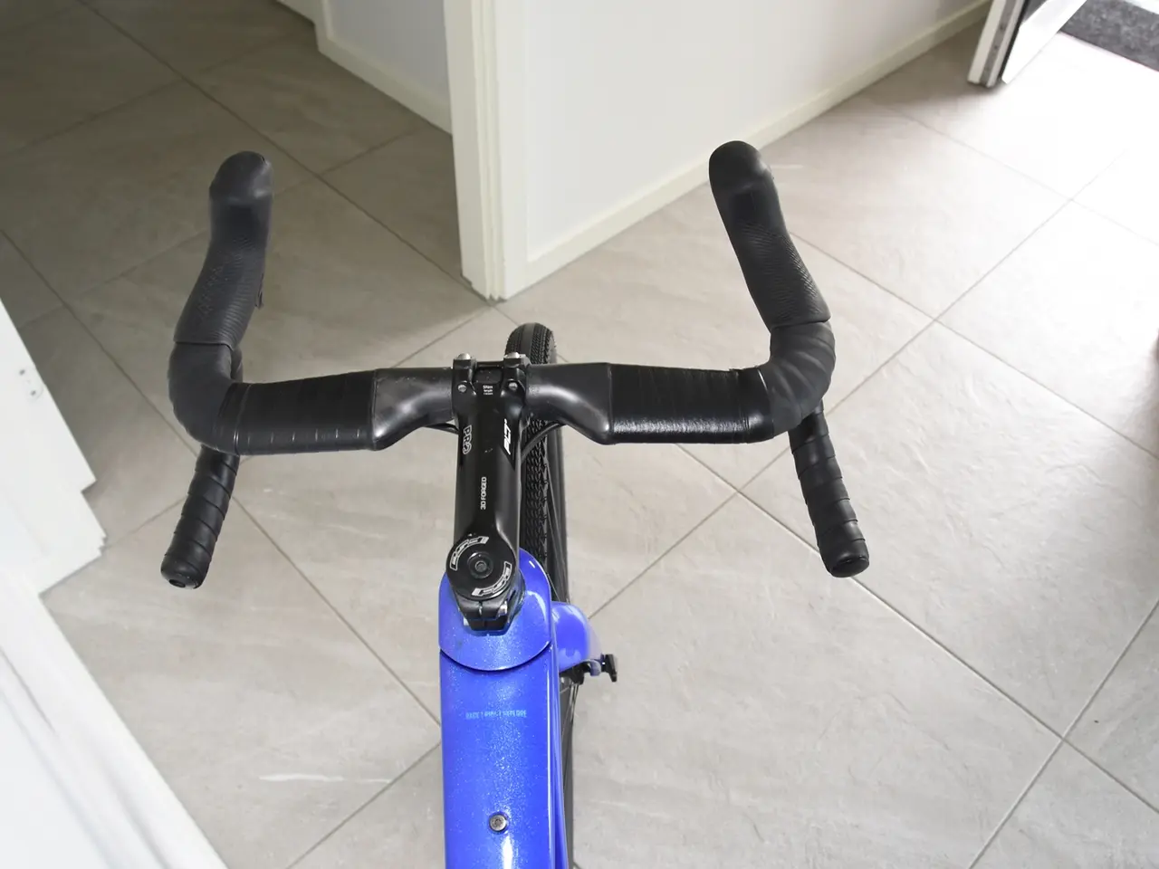 Billede 4 - carbon gravel med elektroniske gear