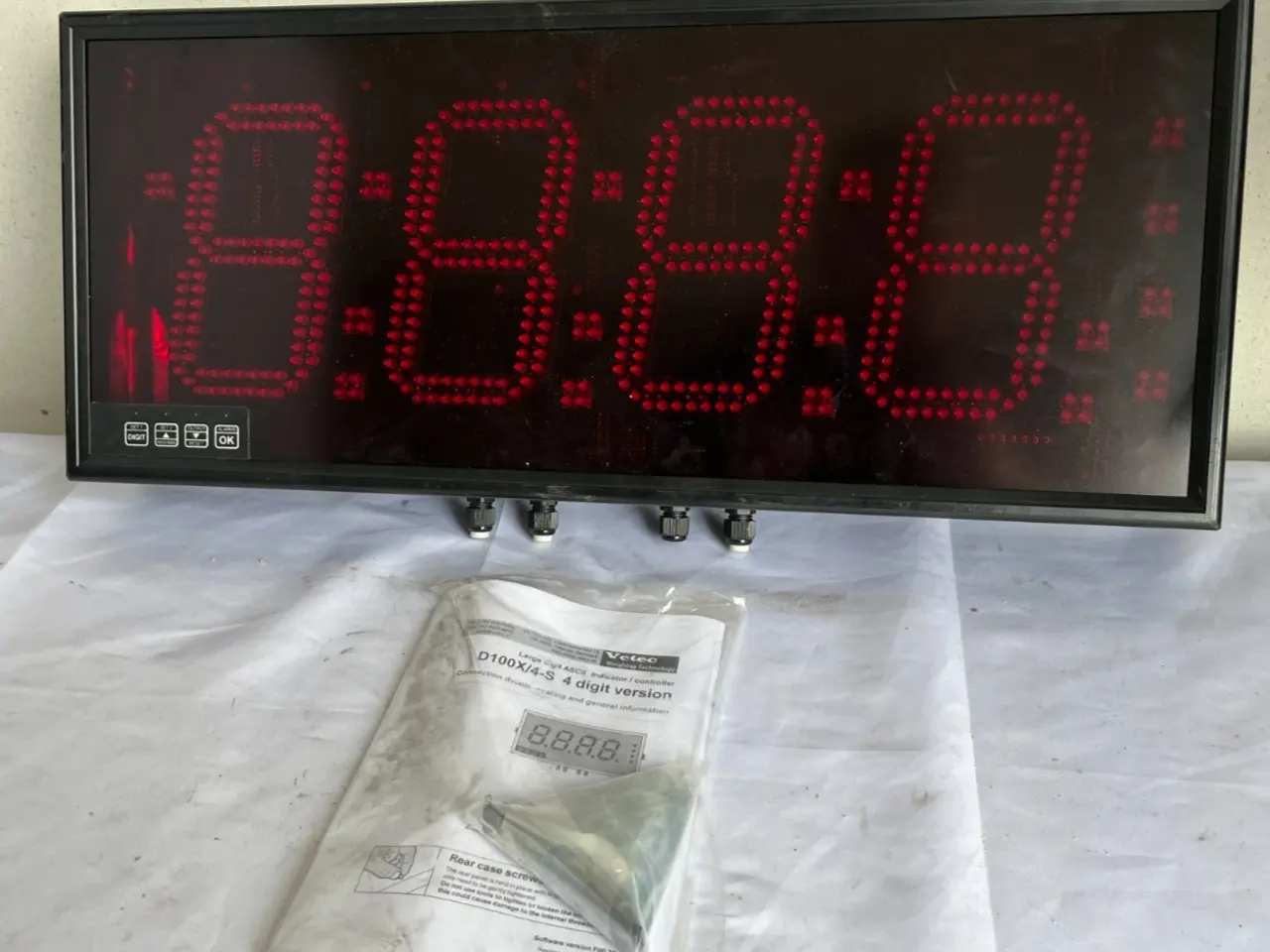 Billede 1 - Vetec D1006/4-S2-RDLV-AC-2 Large LED Display ASCII