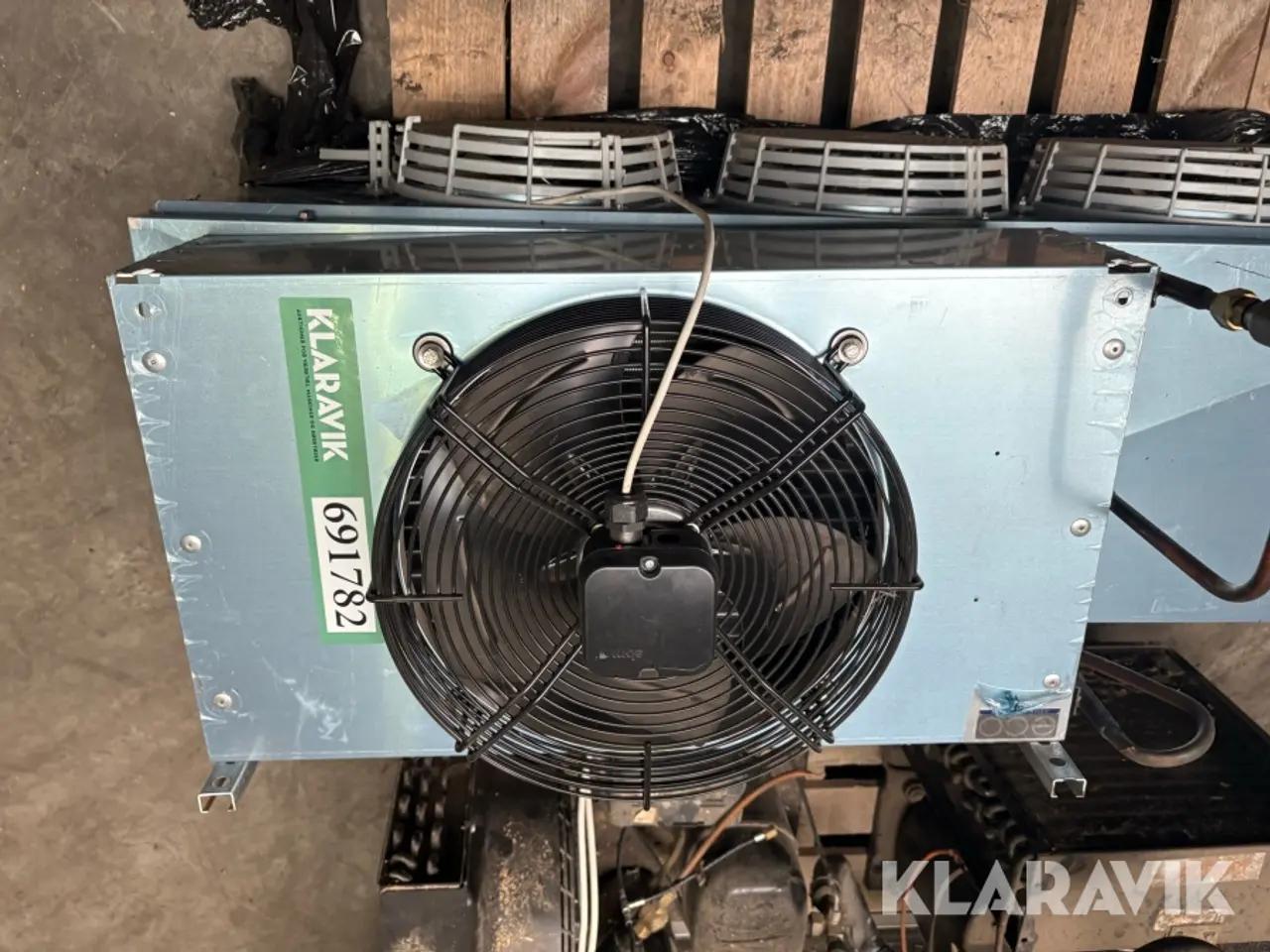Billede 9 - Køle-kondensator og ventilations udstyr fra pels produktion