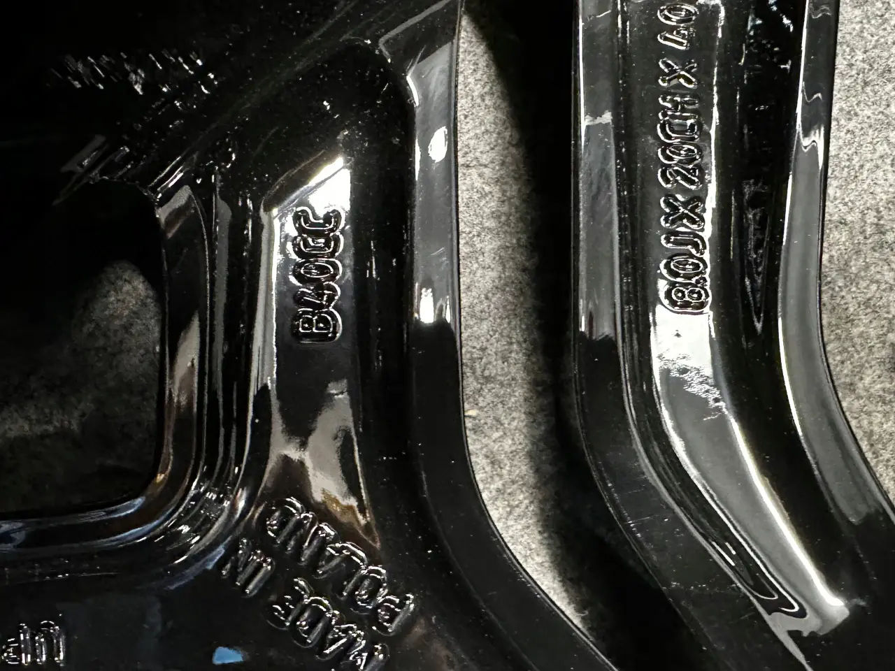 Billede 9 - LAND ROVER EVOQUE K8D2 8.0" x 20" 5x108 ET 40