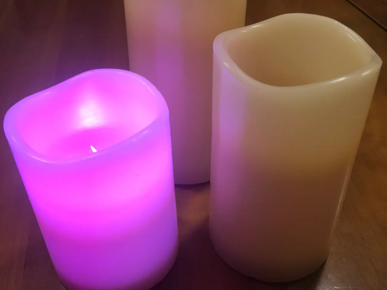 Billede 1 - LED stearinlys/bloklys, multifarvet,fjernbetjening