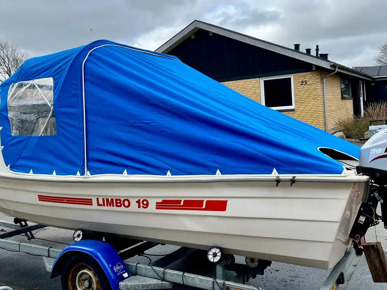 Billede 4 - Limbo 19 Styrepultbåd 19 fod med trailer (Pris incl. moms)