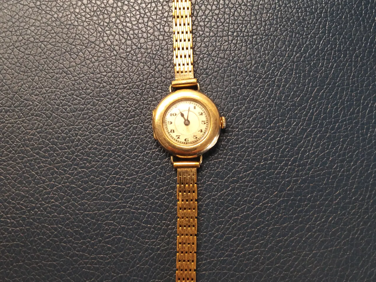 Billede 2 - Meget gammel dameur i 14K guld 585, fra min mormor