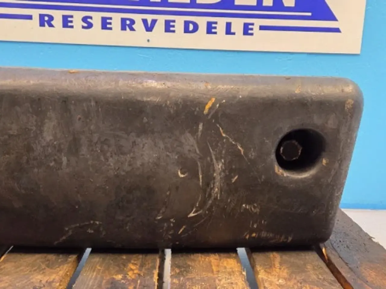 Billede 4 - New Holland LB115B Frontvægt 85804725