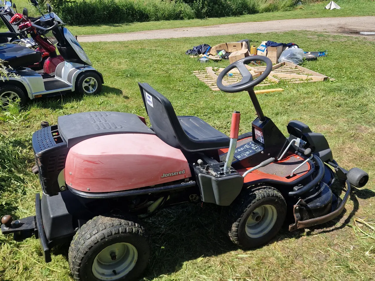 Billede 4 - Jonsered FR2213MA Frontrider