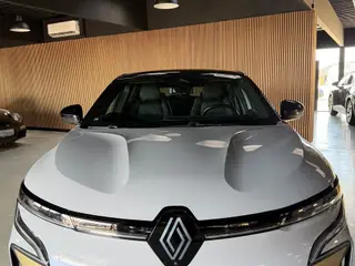 Renault Mégane E-TECH Iconic 220HK 5d Aut.