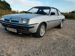 Opel manta B 2,0s