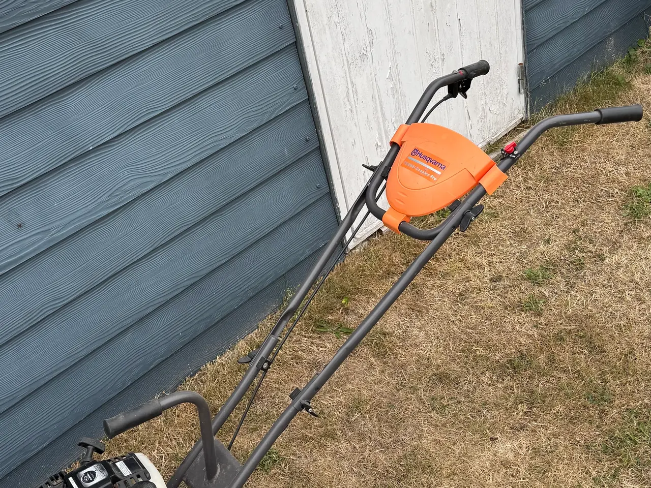 Billede 3 - Husqvarna T300RS Compact Pro lille havefræser