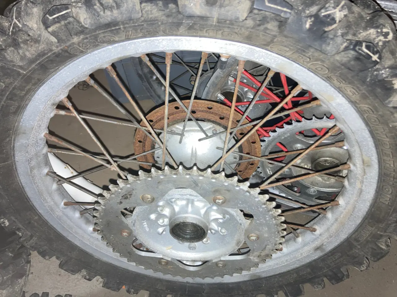 Billede 4 - YZ125 (250) 1991 sidste dele af denne maskine
