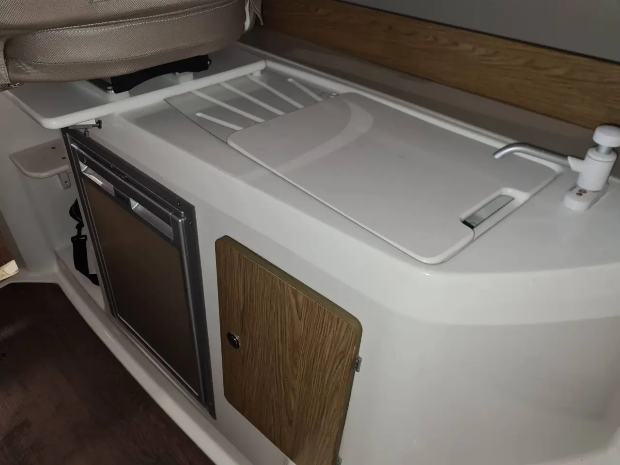 Billede 10 - Beneteua Antares 6.80 - Yamaha F115/Udstyr