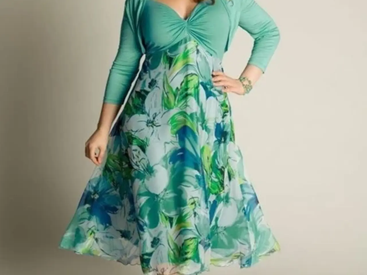 Billede 2 - kjoler  til party + damer/ 3XL og 4XL/ grøn udgave