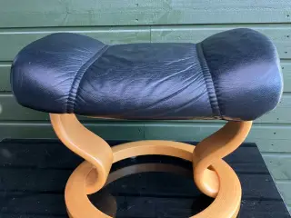 Stressless fodskammel med læderbetræk. Reserveret