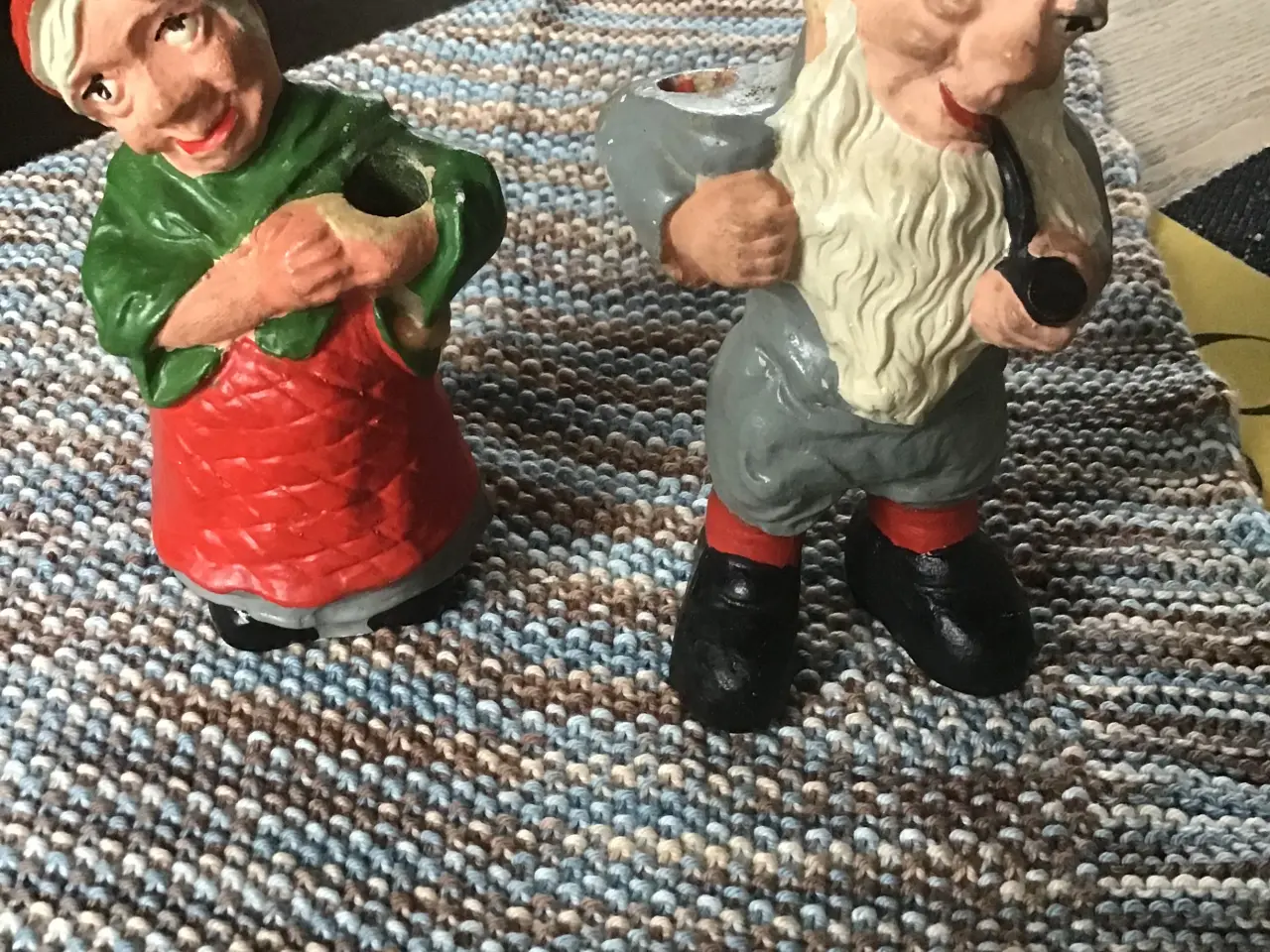 Billede 1 - Ældre nissepar til kertelys.