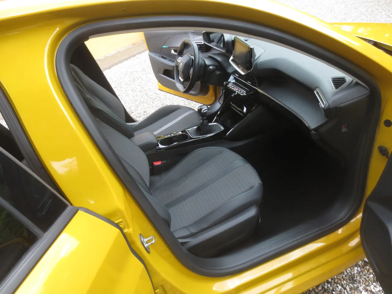 Billede 14 - Fin Peugeot 208 Blue HDi Ny model. År 20.