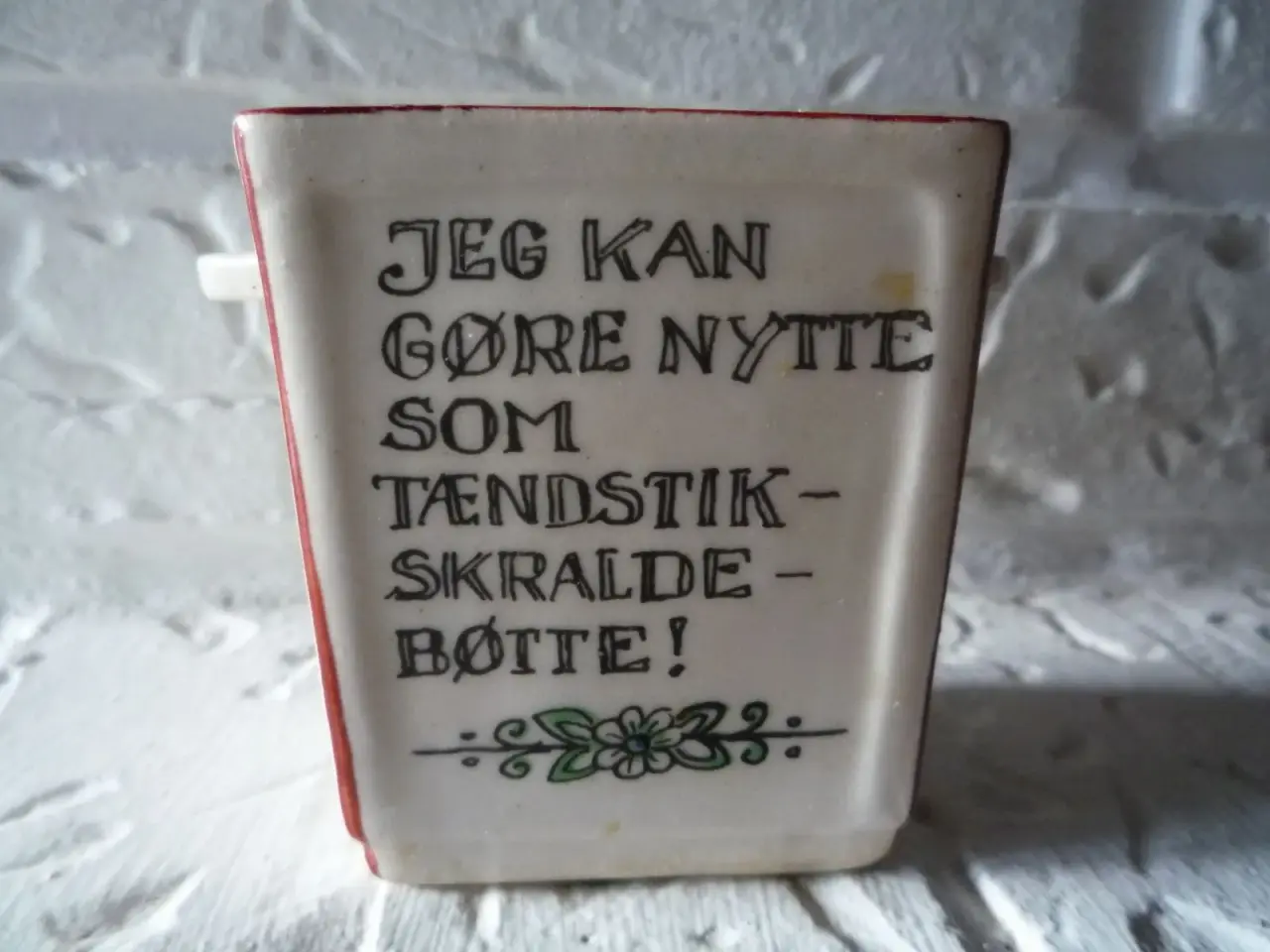Billede 1 - Aksini keramik tændstikholder