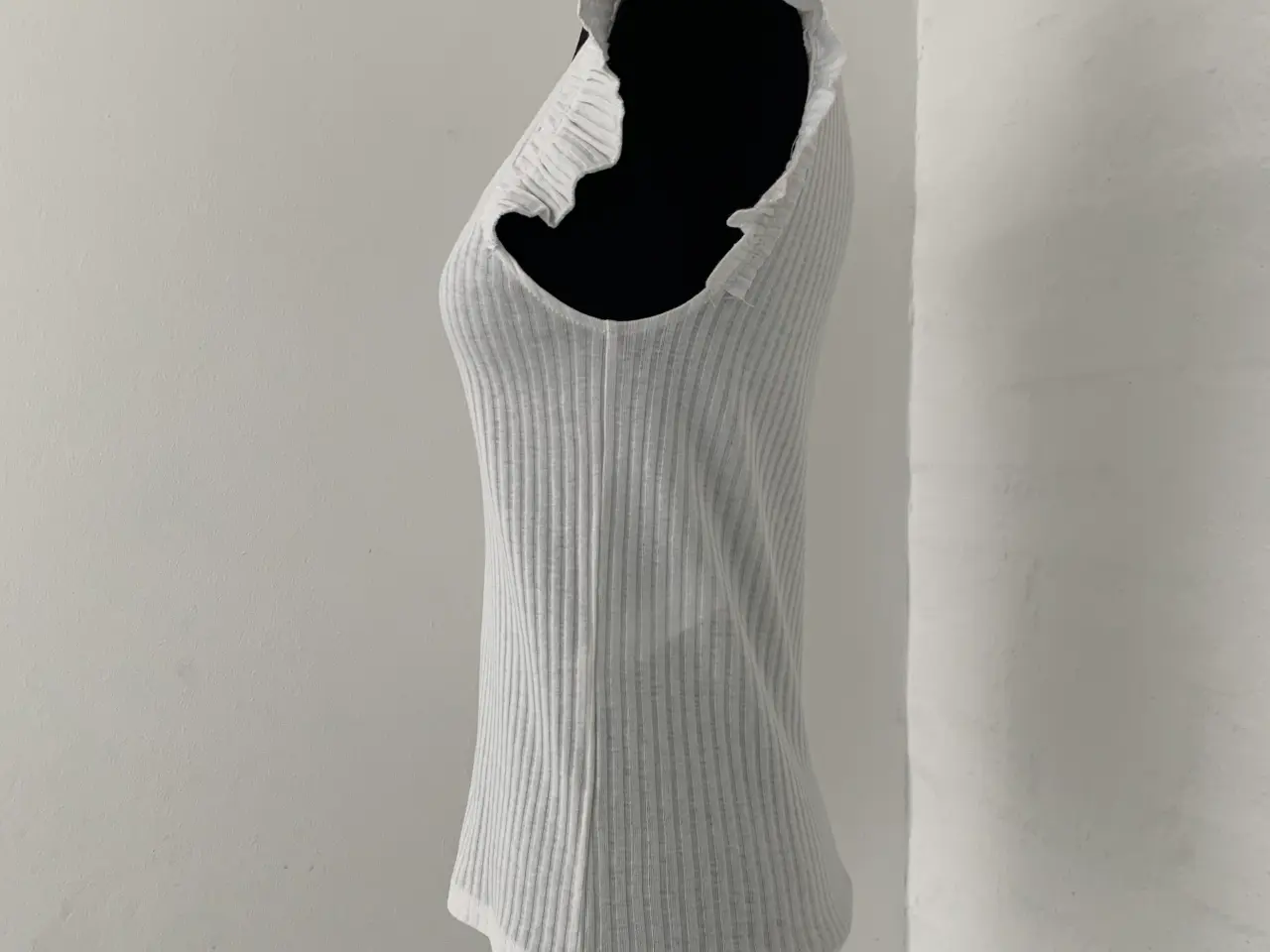 Billede 3 - T-shirt str.38