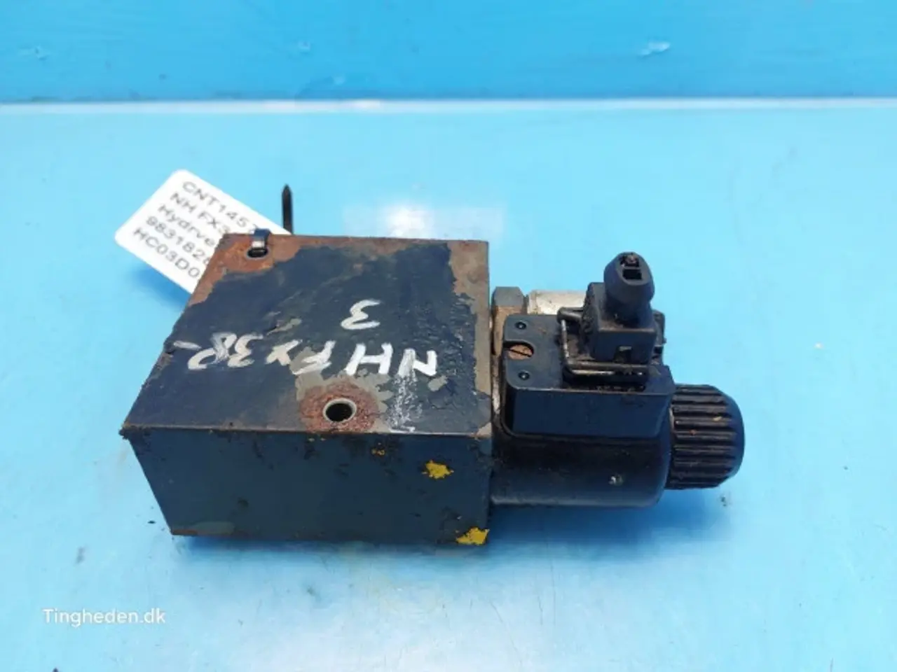 Billede 2 - New Holland FX375 Hydraulikventil 9831828