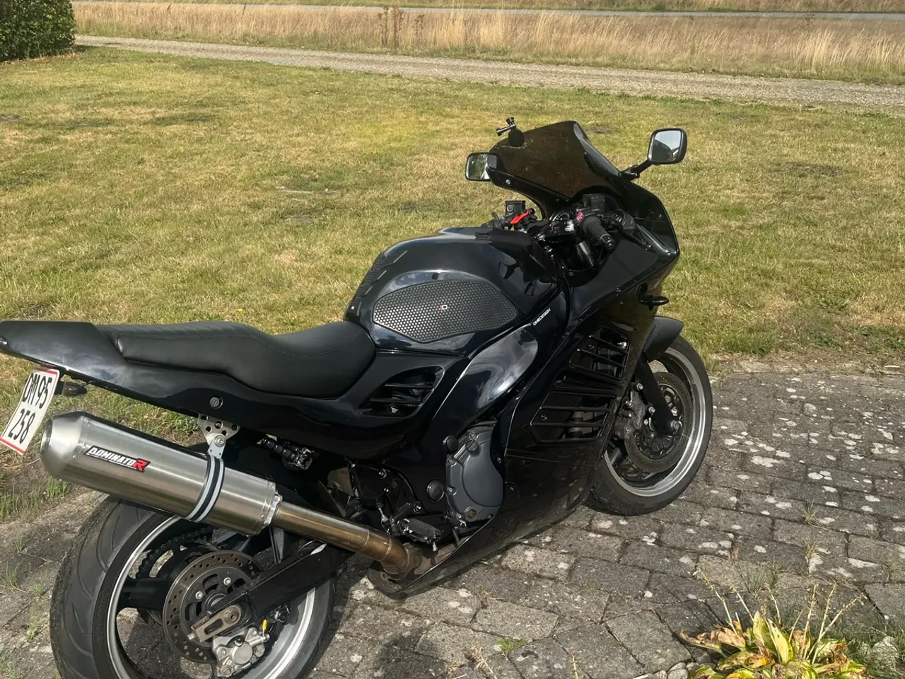 Billede 4 - Rf900r sælges