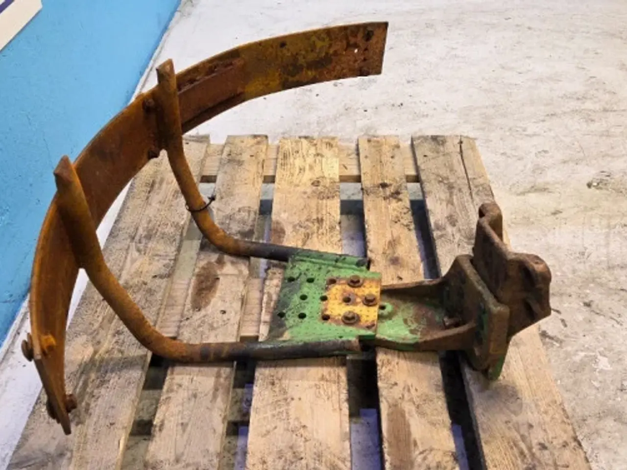 Billede 4 - John Deere 6300 Hjulskærm R.  AL164877