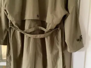 Bison trenchcoat