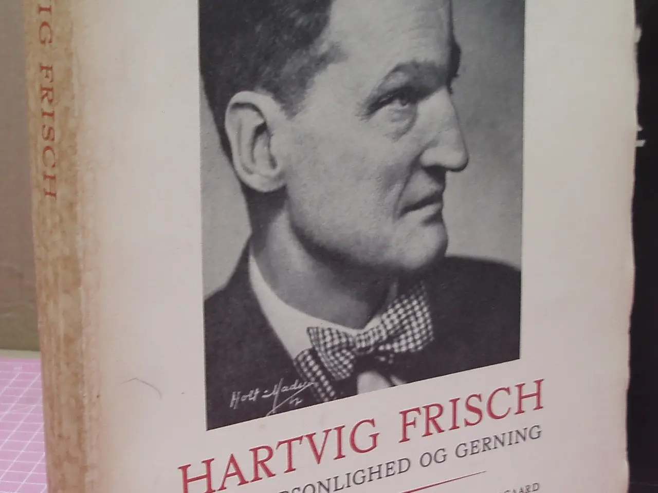 Billede 1 - Hartvig Frisch, hans personlighed og gerning