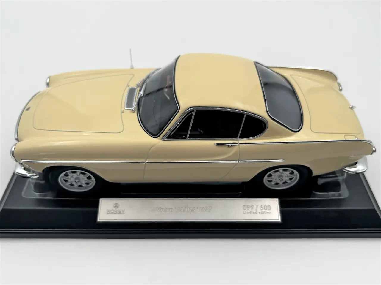 Billede 9 - 1967 Volvo P1800 S "The Saint" Limited Ed. - 1:18