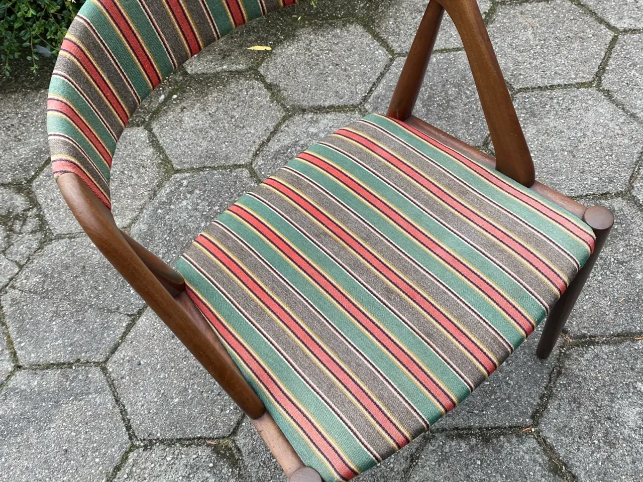 Billede 2 - Kai Kristiansen spisestuestol, teak