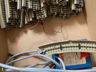 Märklin kasse med MY lokomotiv, to vogne, trafo, m