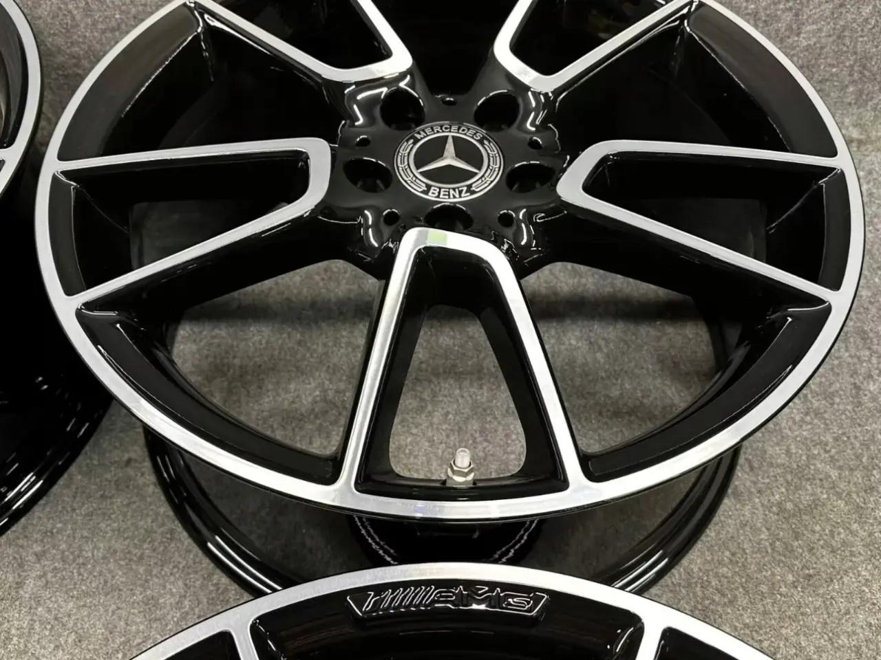 Billede 5 - ALUFÆLGE MERCEDES C 205 AMG 19"