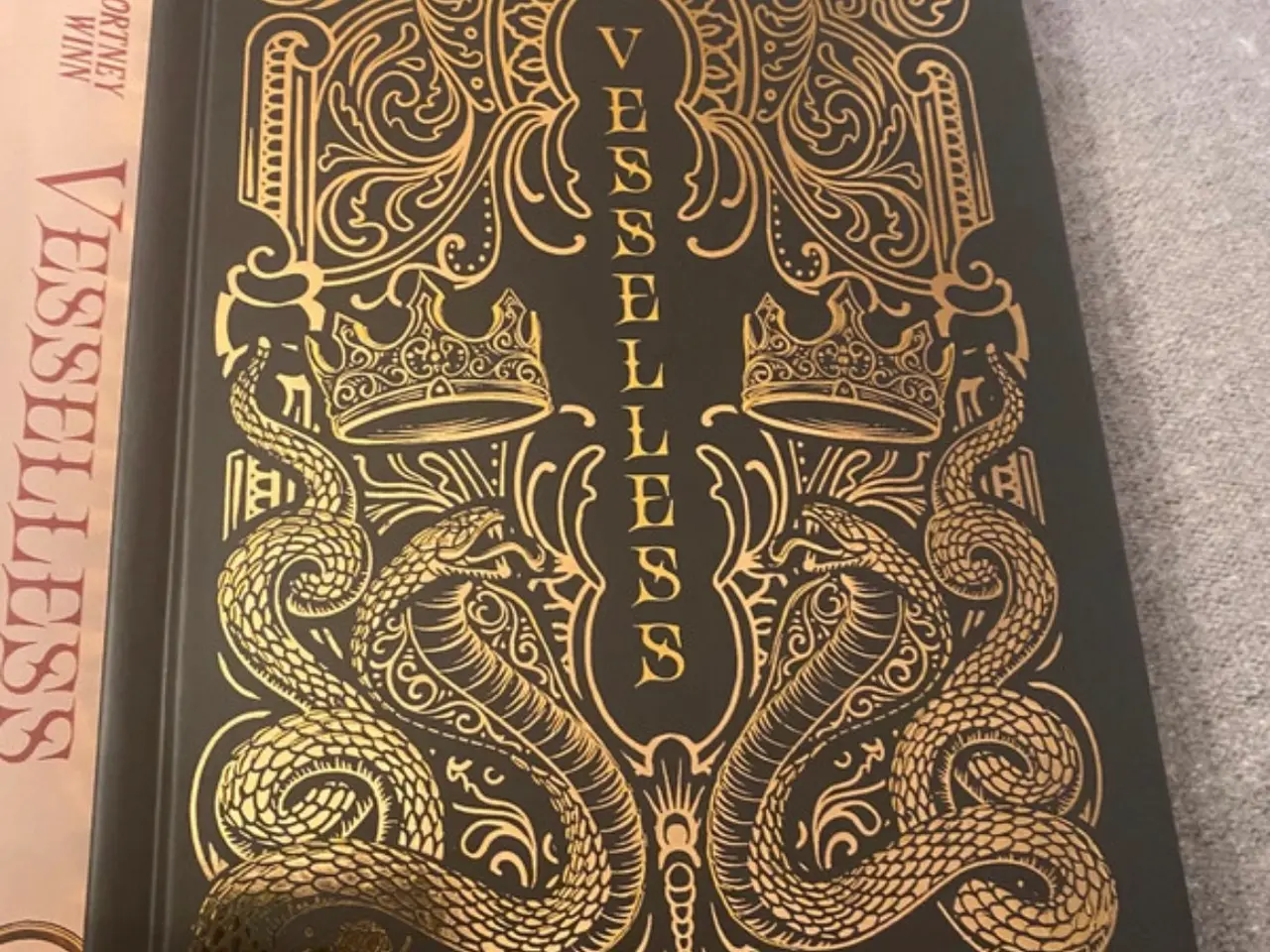 Billede 1 - Vesselless / Courtney L. Winn From BookishBox