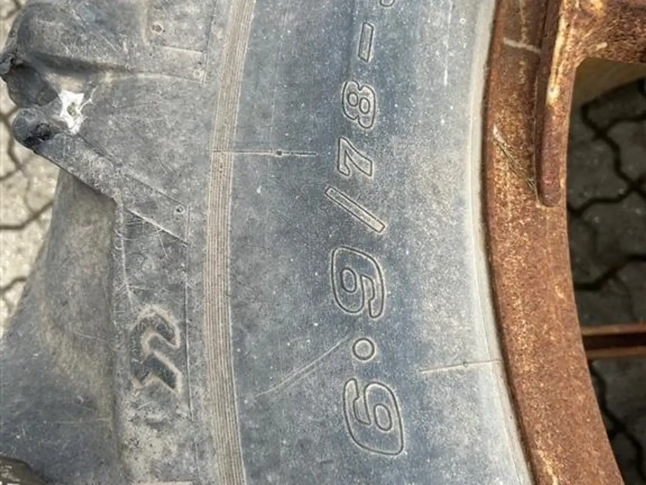 Billede 2 - Dunlop 14.9 R38