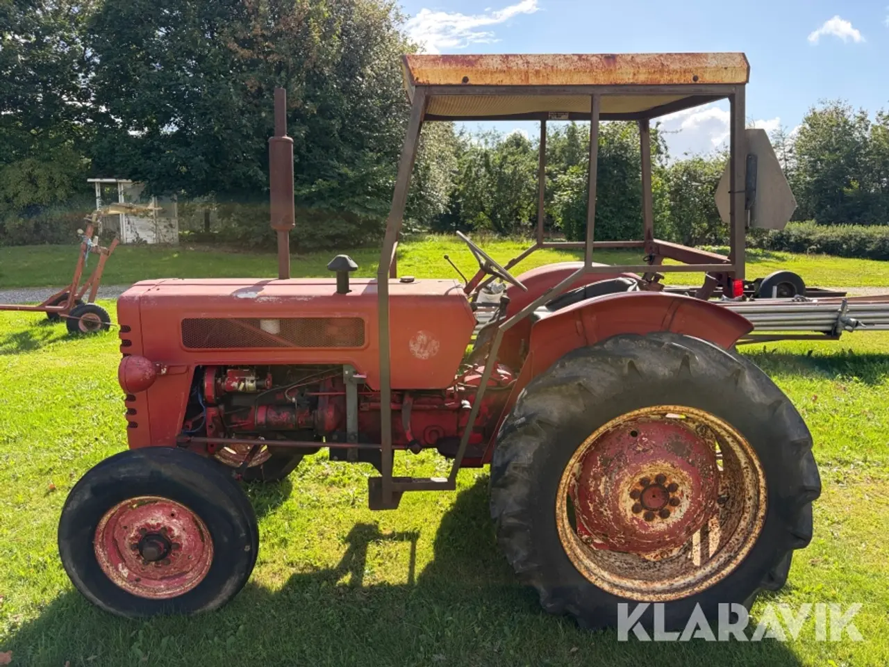 Billede 8 - Veterantraktor IH B 275 Diesel