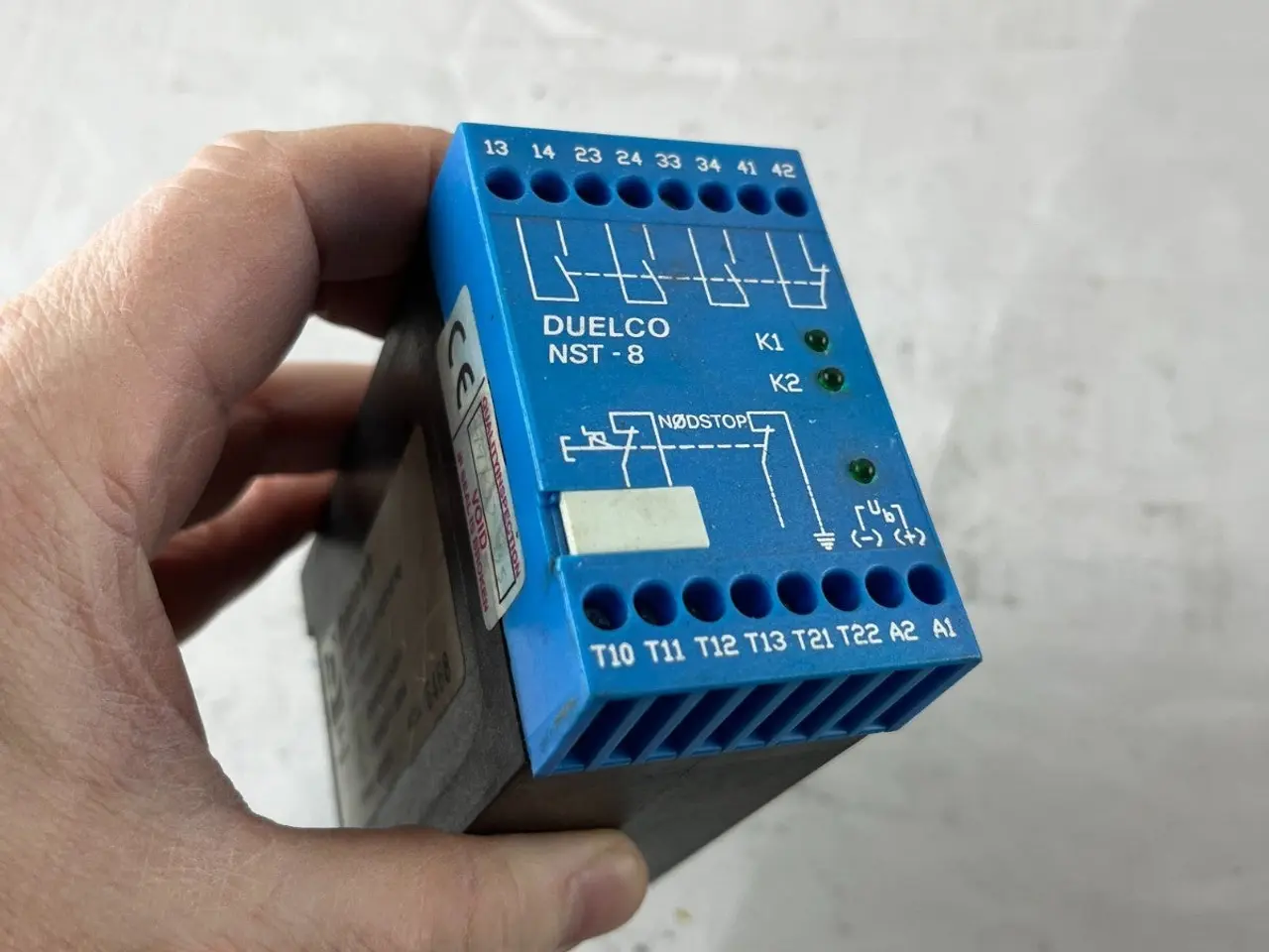 Billede 8 - Duelco NST-8 Emergency Stop sikkerhedsrelæ 230VAC
