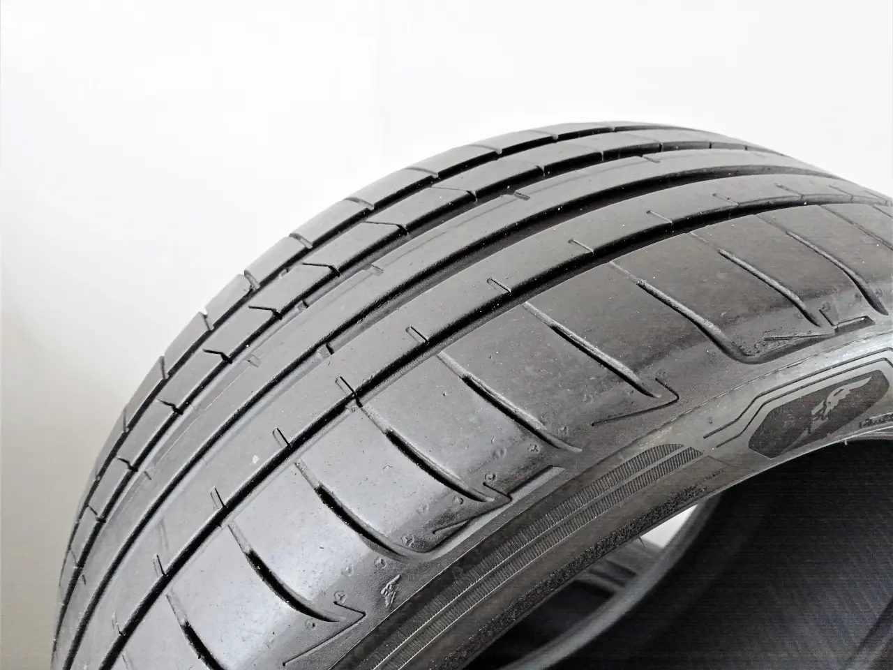 Billede 2 - sommerdæk - 245/45R18 (2stk) / 275/40R18 (2stk)