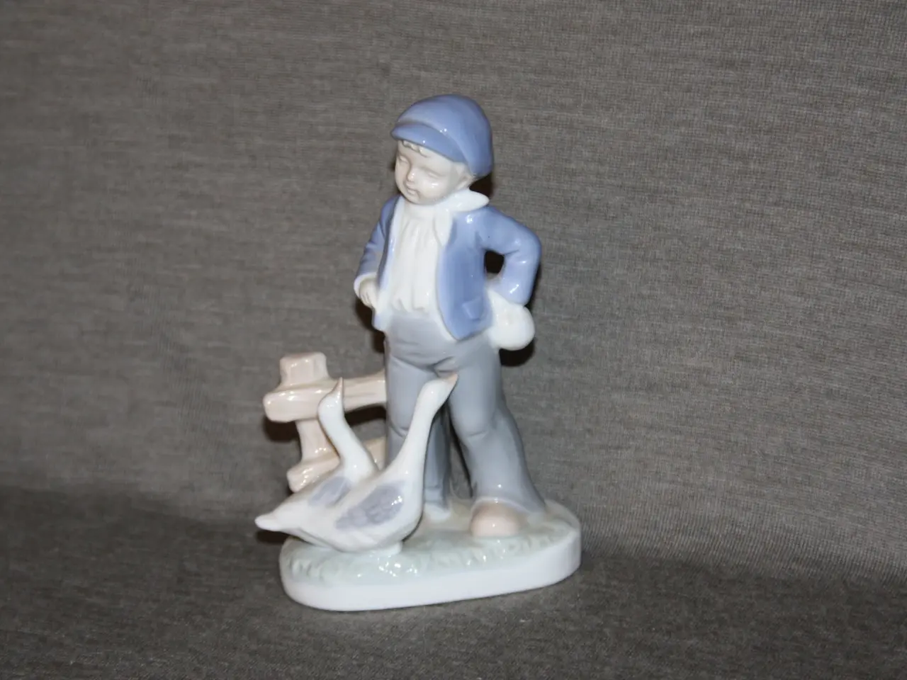 Billede 2 - Figurer højde 15,5 cm