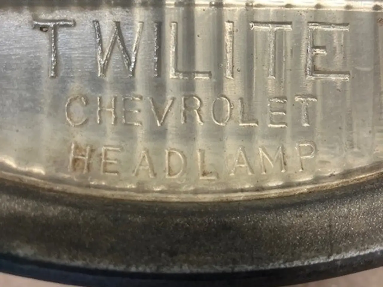 Billede 2 - Veteranforlygte Chevrolet