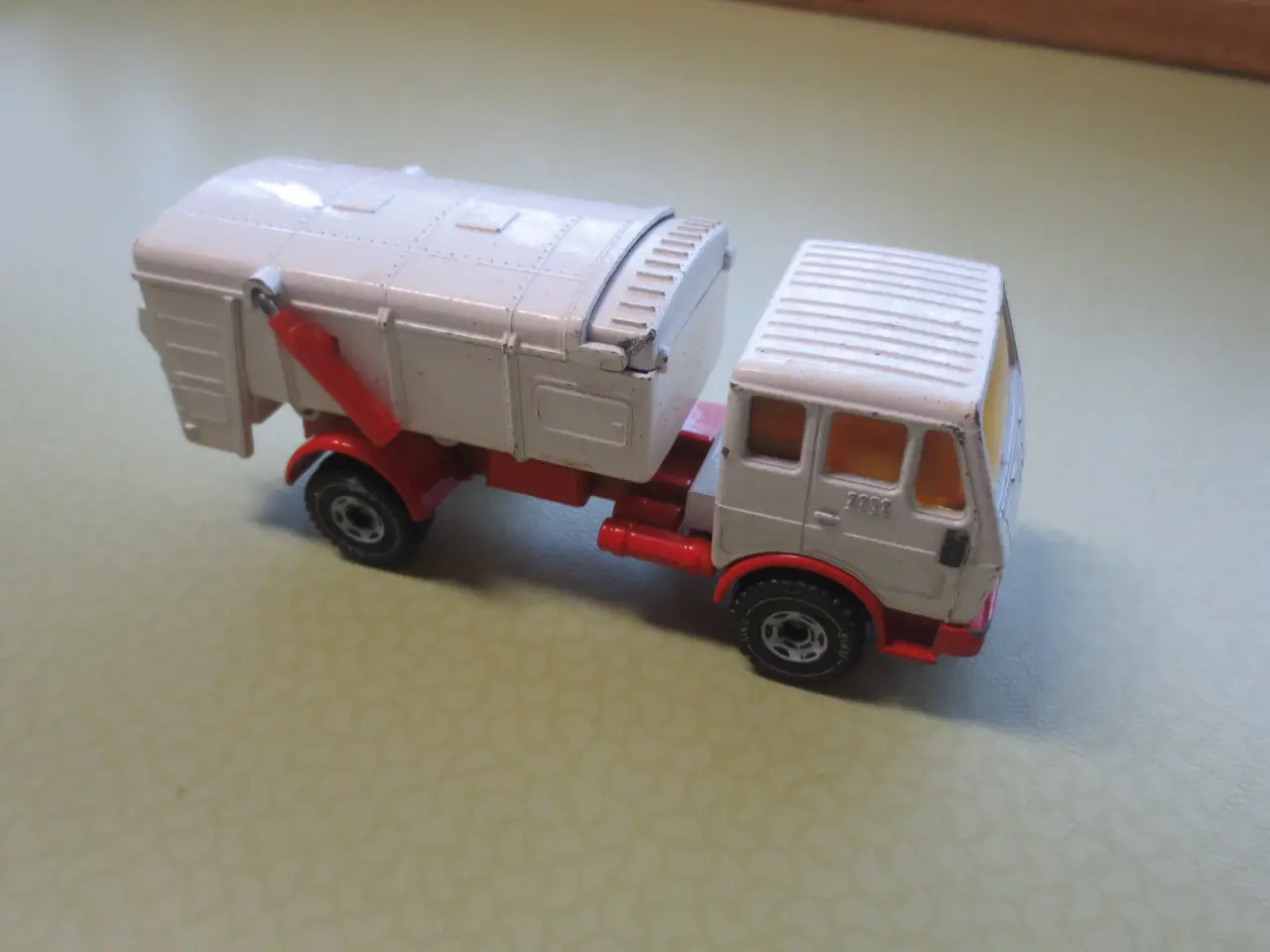 Billede 4 - 2 stk Mercedes Benz 2232 -Siku Alfa Laval Slamsuge