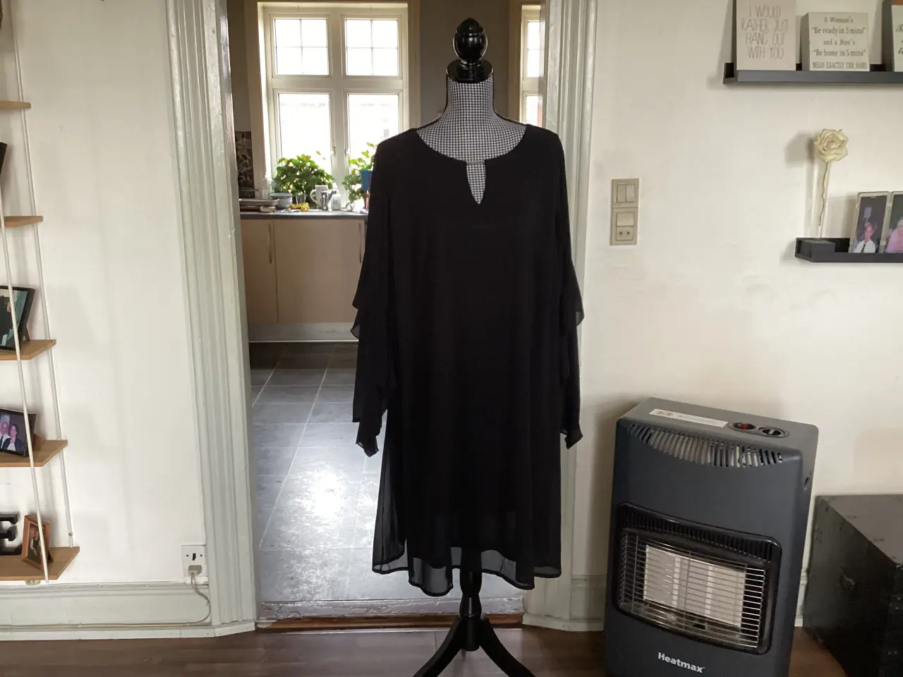 Billede 17 - Kjoler i Forskellige Str.