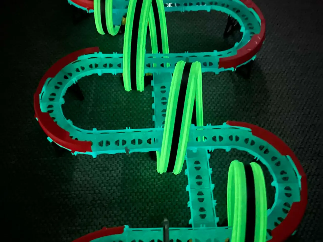 Billede 8 - Speed Car Race Track - glow in the dark - racerban