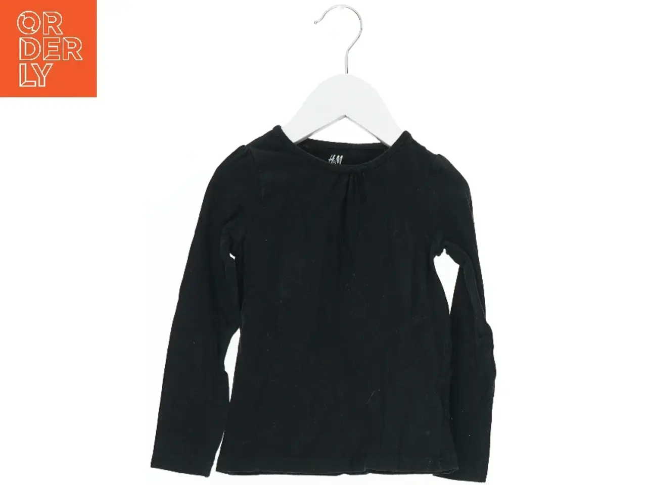 Billede 1 - Langærmet sort bluse fra H&M (str. 98)