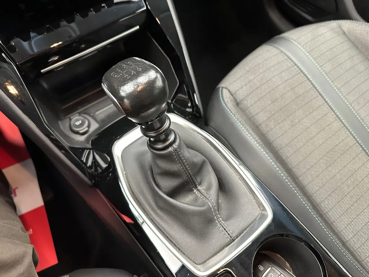 Billede 18 - Peugeot 208 1,2 PureTech 100 Allure Pack