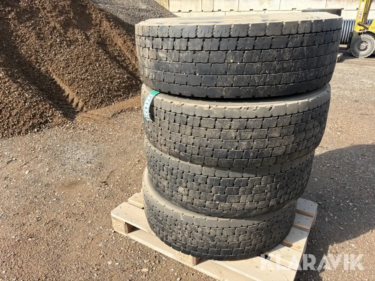 Billede 6 - Dæk Bridgestone M729 315/70R22,5 træk 4 styk
