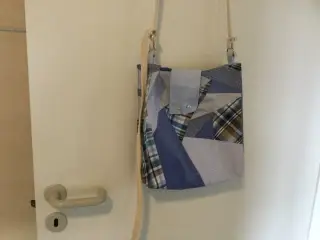 Tasker af skjorter